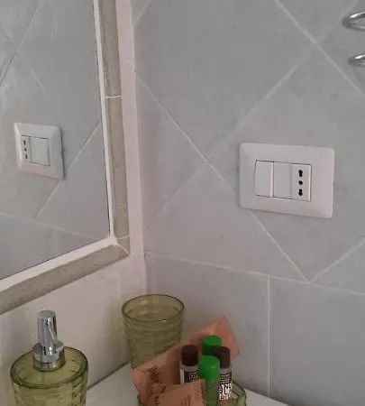 לינה וארוחת בוקר Monte Becco Panoramic 4*